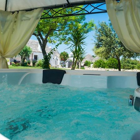 Bed and Breakfast Trulli Donna Isabella Locorotondo Zewnętrze zdjęcie